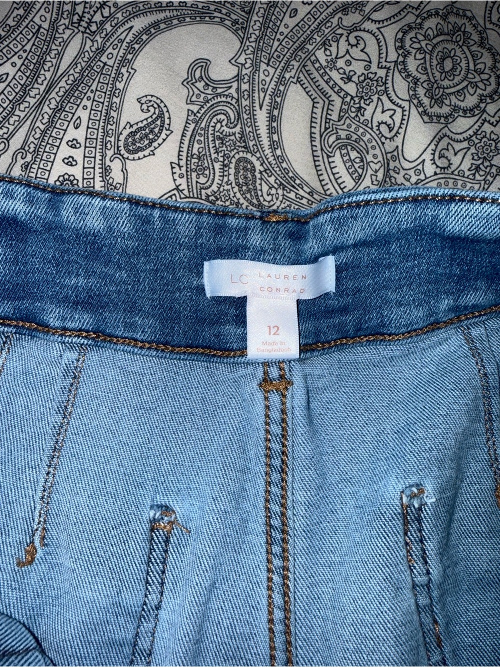 LC Lauren Conrad Faded Blue Denim High Waisted Shorts with Patch Pockets - Picture 5 of 8